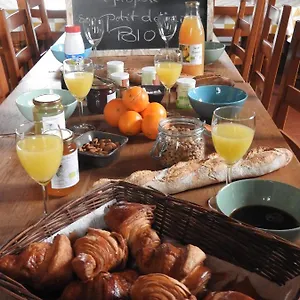 Domaine De Laverchere Frühstückspension