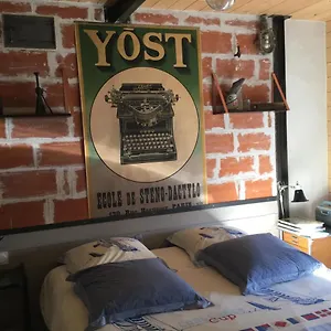La Maison De Jean Frühstückspension