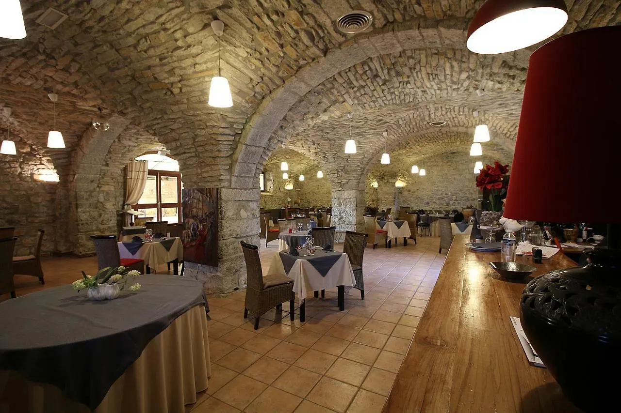 Logis Hotel Restaurant Gite La Bastide Du Vebron Grospierres